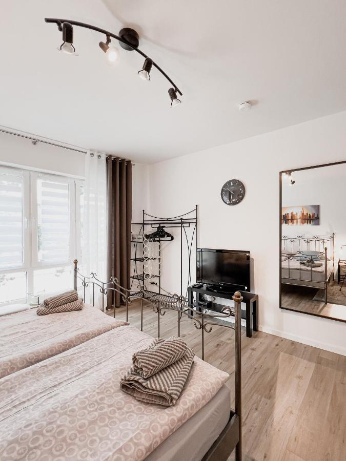 Schoene Helle & Gemuetliche Wohnung In Altstadtnaehe エアフルト エクステリア 写真